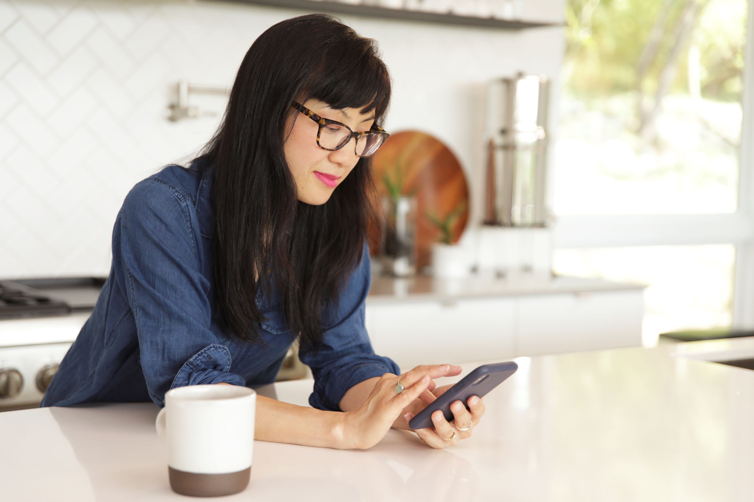 Women on her phone